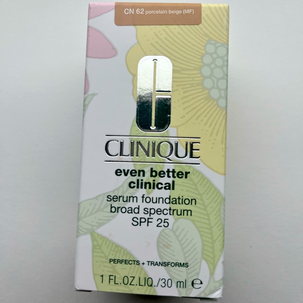 Clinique Even Better Clinical Serum Foundation SPF 25 CN62 Porcelain Beige 1oz N